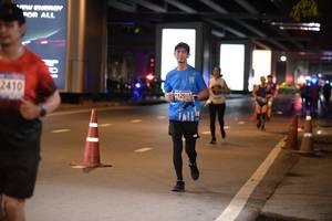 BIB: 2410, 104, 125
                            <button type="button" onclick="openModal(18796821)" class="btn btn-primary btn-sm float-right btn-popup" data-toggle="modal" data-target=".modal-high-quality">
                        <i class="fas fa-shopping-cart"></i> Add to Cart
                    </button>
                                            <button type="button" onclick="isThisMe(18796821, true)" class="btn btn-success btn-sm float-right btn-popup btn-isme hidden" data-toggle="tooltip" data-placement="bottom" title="นี่คือรูปของคุณใช่ไหม คลิกที่นี่เพื่อเอาเข้าอัลบั้ม">
                        <i class="fas fa-plus"></i> Add to album
                    </button>
                    <button type="button" onclick="isThisMe(18796821, false)" class="btn btn-warning btn-sm float-right btn-popup btn-isnotme hidden">
                        <i class="fas fa-ban"></i> Remove from album
                    </button>